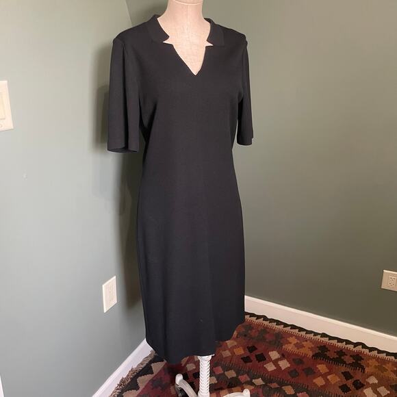 St. John Caviar Black Wool Blend Vneck Short Sleeve Dress. Size 12. EUC. - Picture 1 of 8